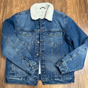 True Craft Young Men’s Sherpa Lined Denim Jacket Size M